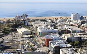 Courtyard By Marriott Santa Monica